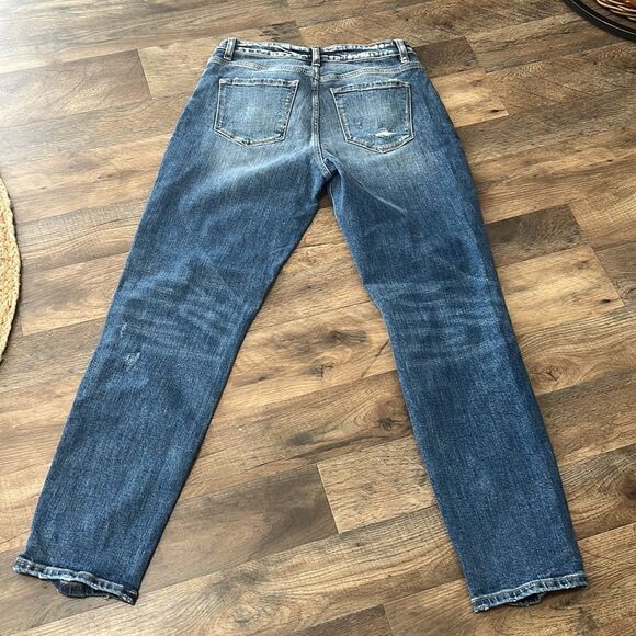 Kancan high rise relaxed fit distressed jeans. Size 27. - Picture 5 of 7